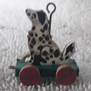 Hallmark Miniature Ornament- Puppy Cart, 1989 no box